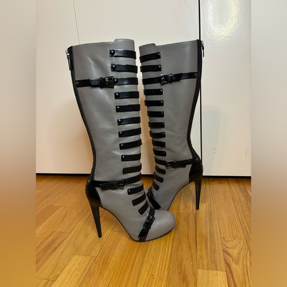 L.A.M.B black and grey leather boots - Picture 1 of 9